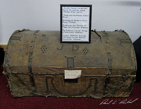 Revolutionary War Trunk